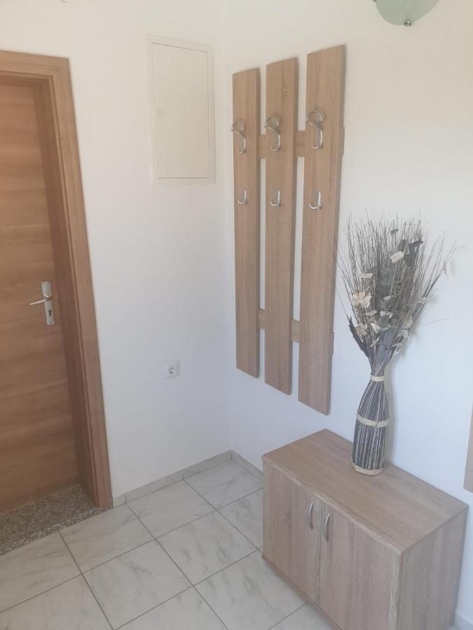 Apartmani Ivan Rtina Ngoại thất bức ảnh
