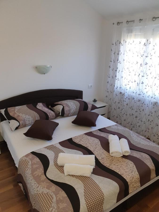 Apartmani Ivan Rtina Ngoại thất bức ảnh